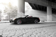 Mercedes SL550 on 20" Giovanna Lindos-RL - Convertible
