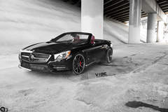 Mercedes SL550 on Giovanna Lindos-RL - Modified Wheels