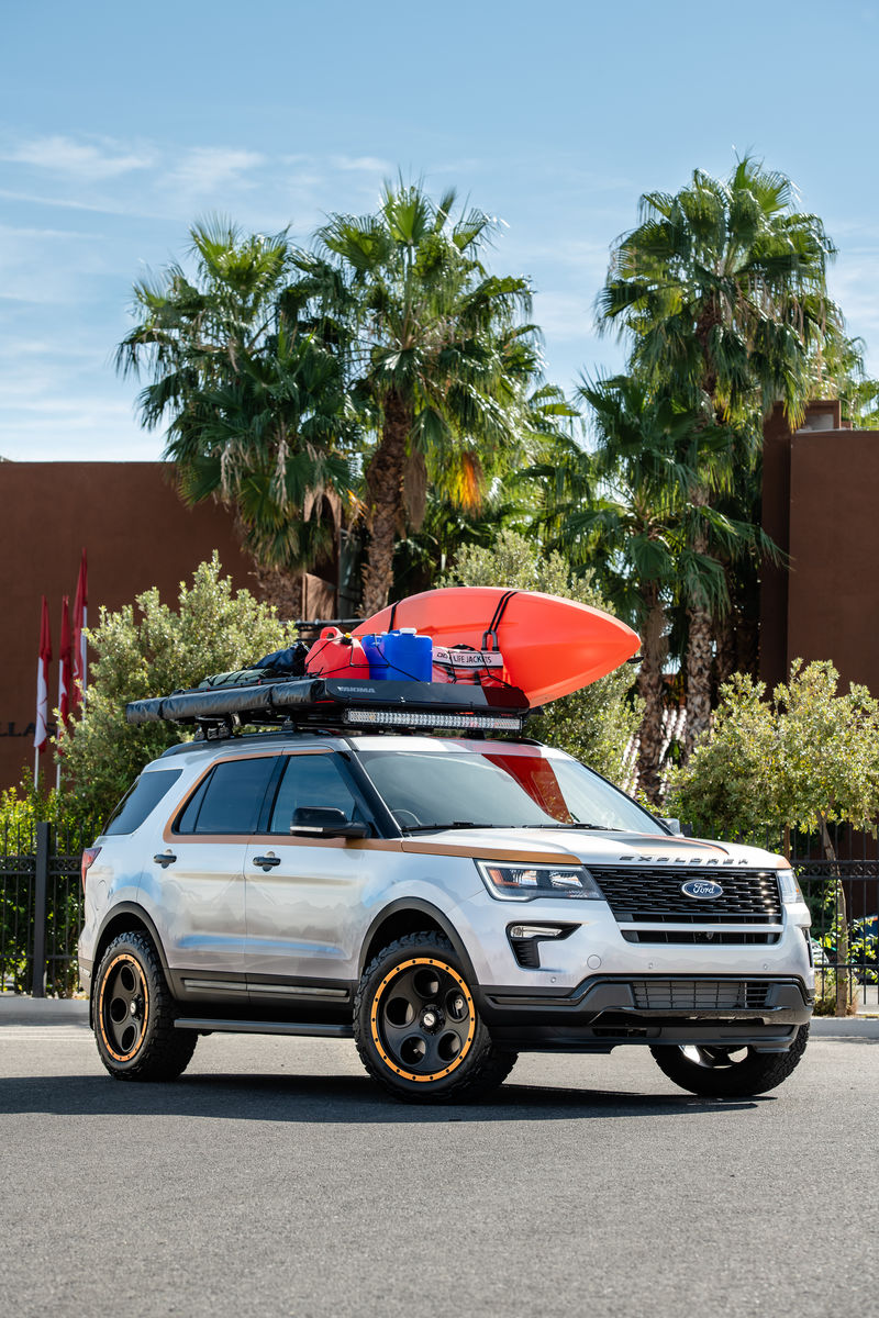 2018 Ford Explorer Sport | 2018 Ford Explorer Sport 4WD by Austin Hatcher Foundation - Final Front Shot FordSEMA