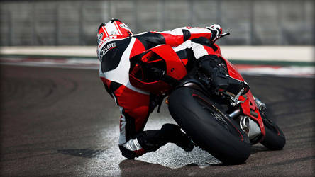 2014 Ducati 1199 PANIGALE S | Ducati 1199 Panigale S - Turning