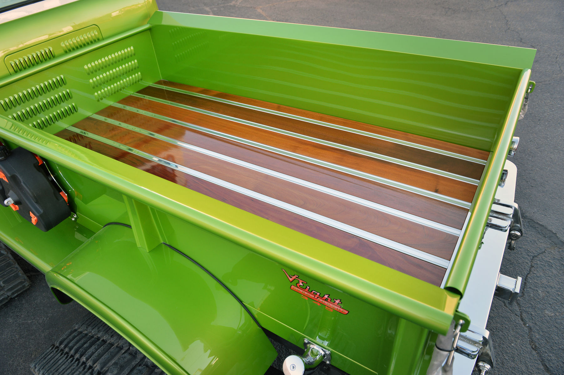    | A great looking bed