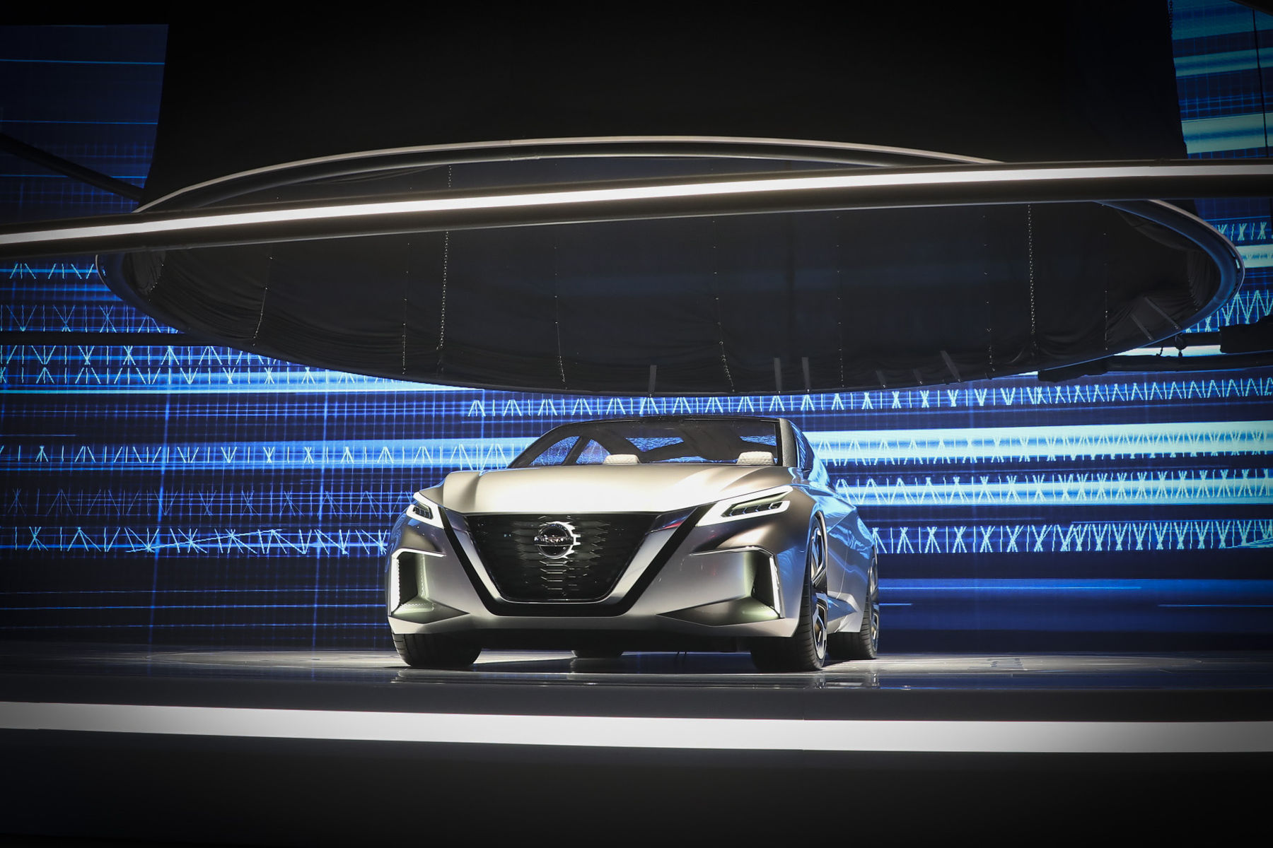  Nissan  | Nissan VMotion 2.0 Concept