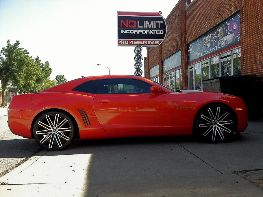 2011 Chevrolet Camaro | Chevy Camaro on Ruff Racing R955's