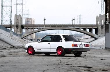 1986 BMW 3 Series | BMW E30 on 15" Klutch KM16 Wheels - Rear Shot