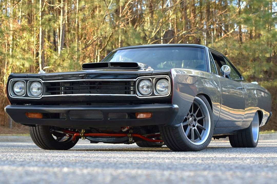 1969 Plymouth | Forsyth County Customs' 1969 Plymouth Road Runner on Forgeline RB3C Concave Wheels