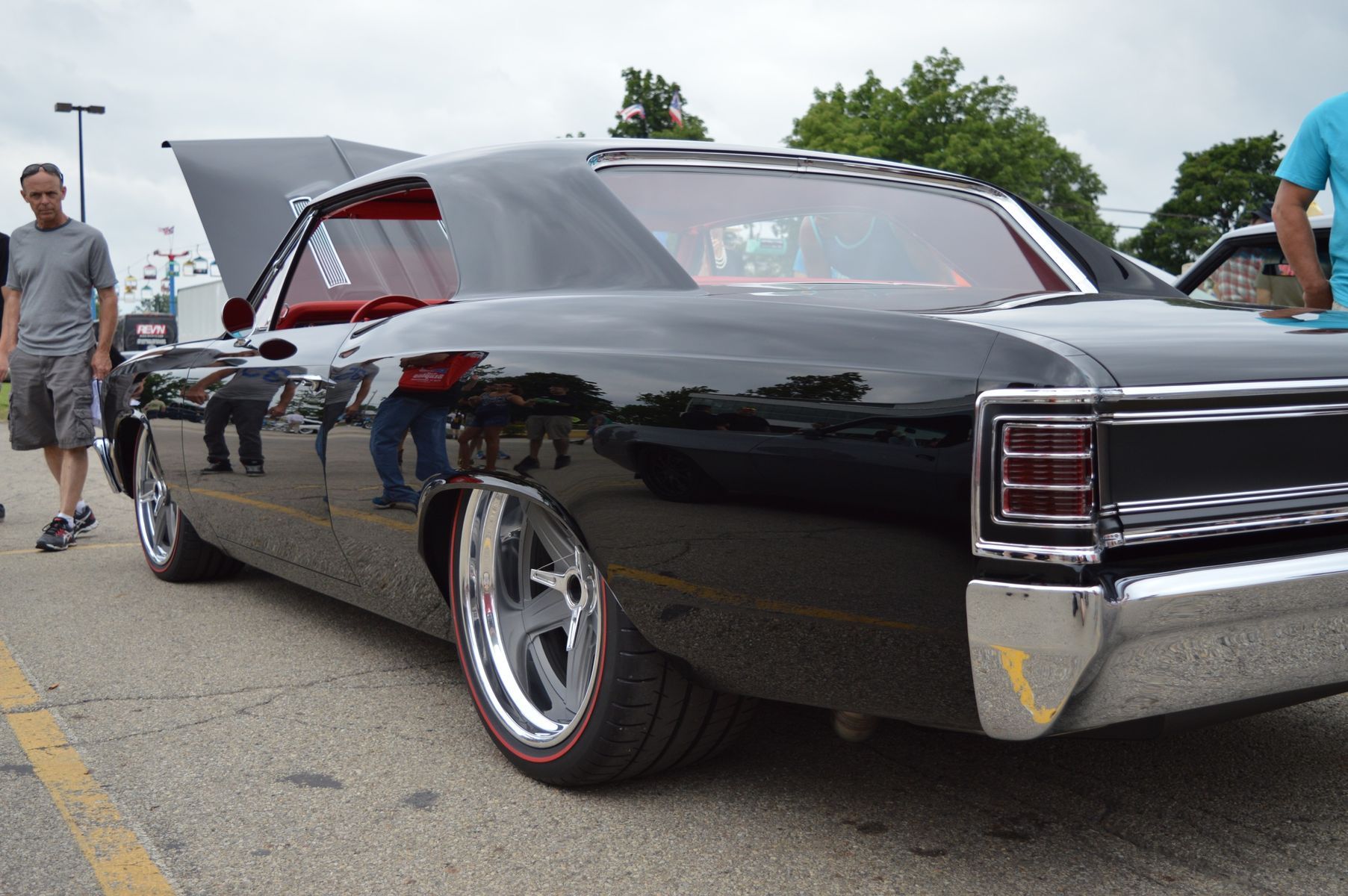 1967 Chevrolet Chevelle | Roadster Shop Onyx 1967 Chevelle on Forgeline RS6 Wheels