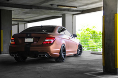 '12 Mercedes-Benz C63 AMG on XO Caracas