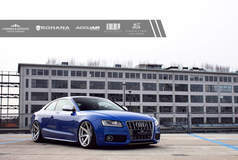 Blue Audi S5 - Lowered