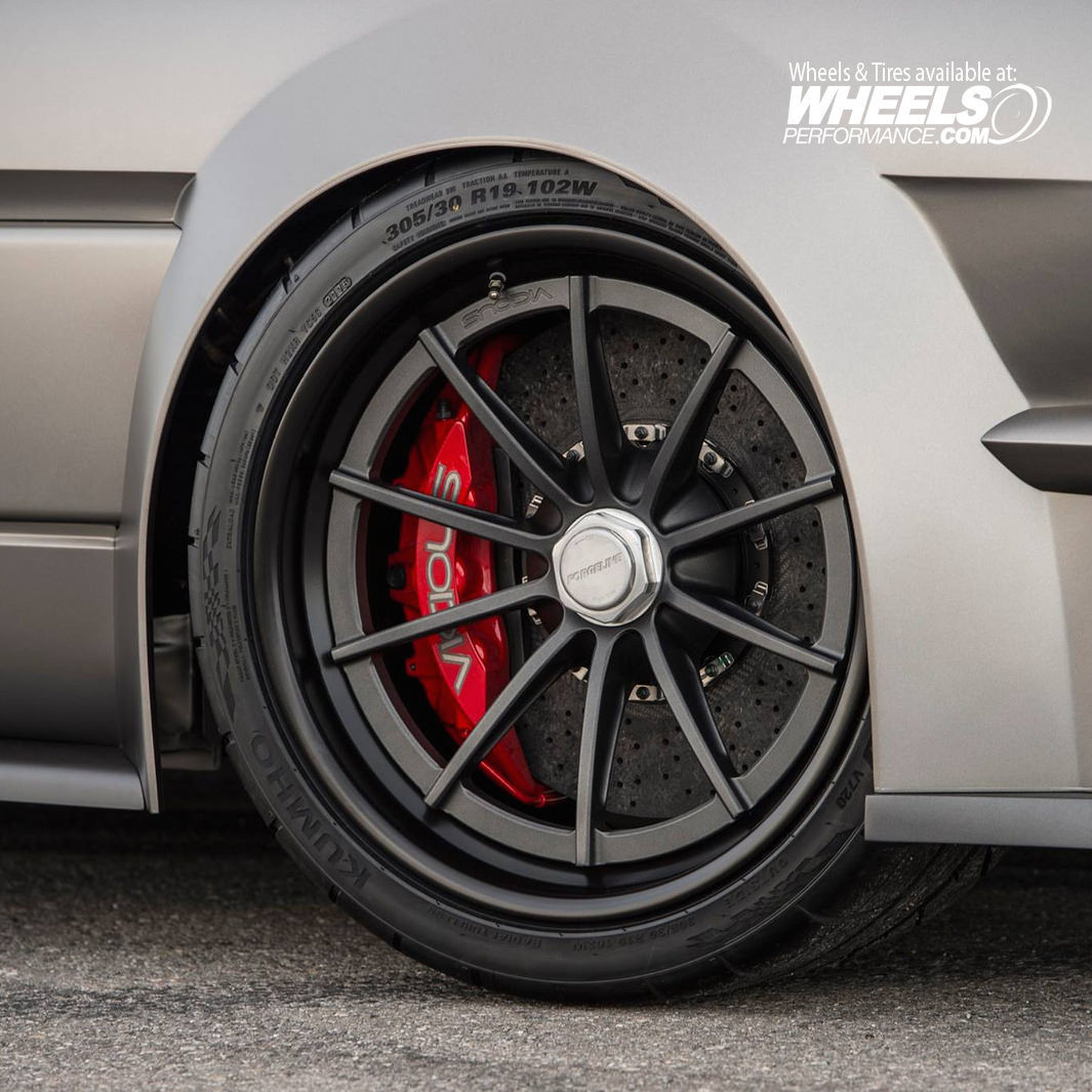    | 65 Ford Mustang on Center-Locking Forgeline GT3C Concave