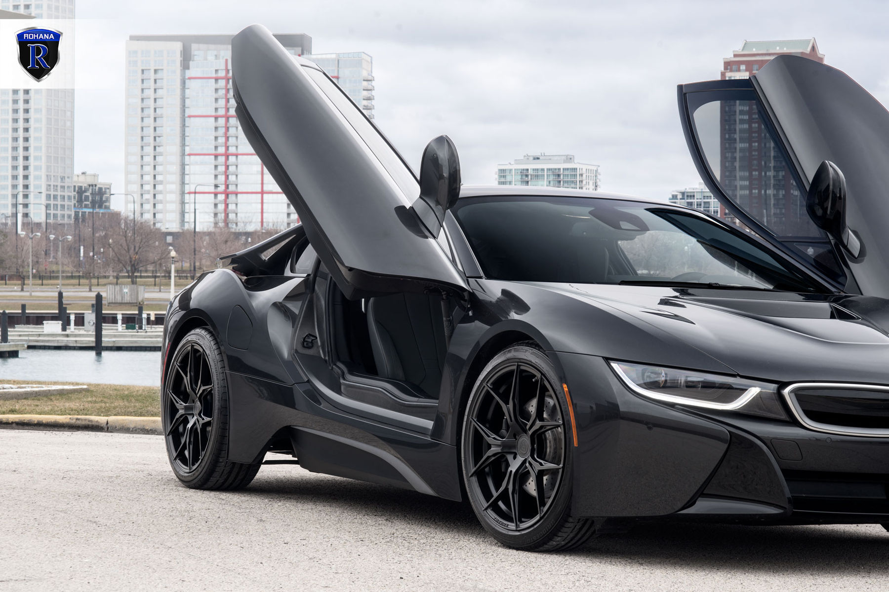 2016 BMW i8 | BMW i8 - Passenger Side Angled Shot  