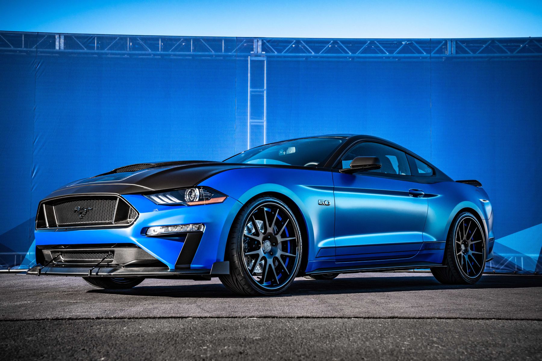 Форд 2019 года. Форд Мустанг Фастбэк 2019. Mustang gt 2019 stance. Prior-Design Ford Mustang 2019. 2021 Mustang gt Fastback.