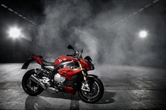 S1000R