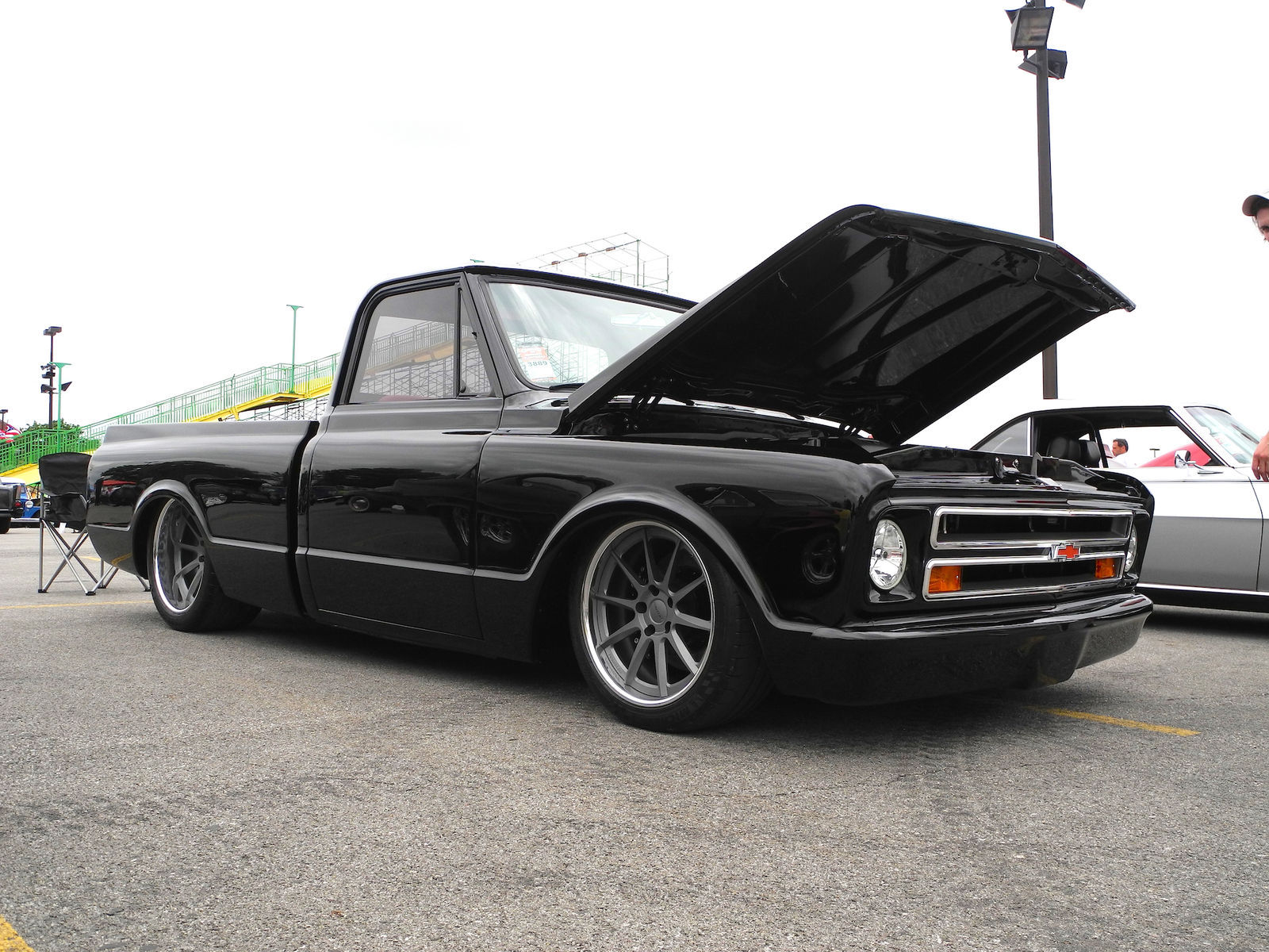 1970 Chevrolet C-10 | Steve & Danielle Locklin's '70 Chevy C-10 on Forgeline RB3C Wheels