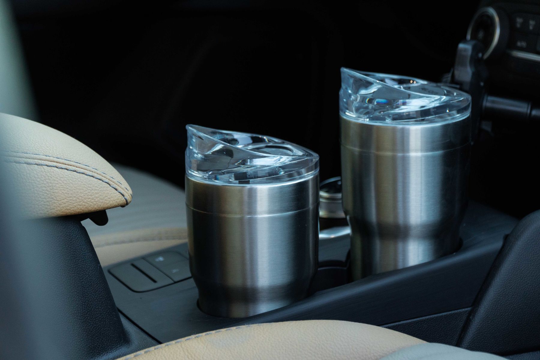 2020 Ford Escape | 2020 Ford Escape SEL AWD “Urban” Escape By LGE-CTS Motorsports -  Interior cup holders