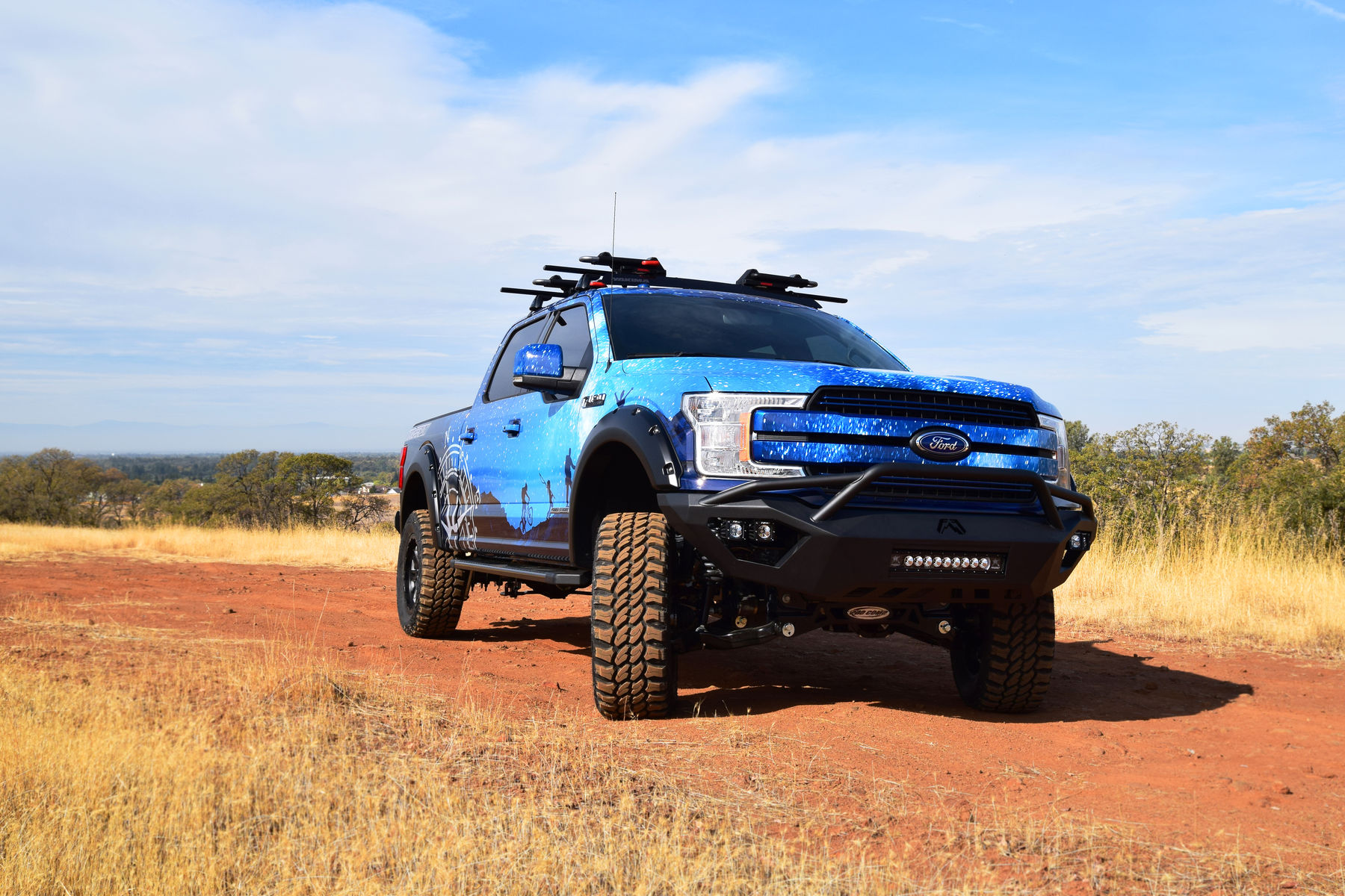 2018 Ford F-150 | 2018 Ford F-150 4x4 SuperCrew by Transfer Flow - Front Profile FordSEMA