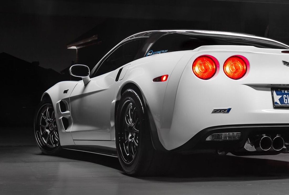 2010 Chevrolet Corvette ZR1 | Jason Wallace's Chevrolet Corvette ZR1 on Forgeline GA3 Wheels