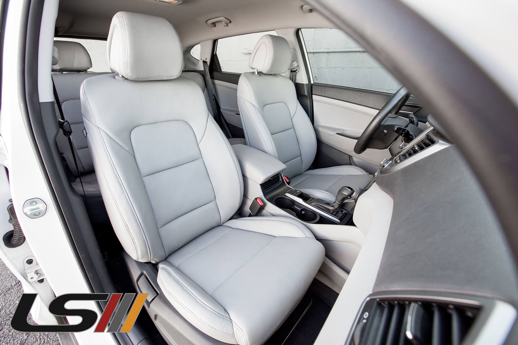 2016 Hyundai Tucson | 2016 Hyundai Tucson Interior By LeatherSeats.com