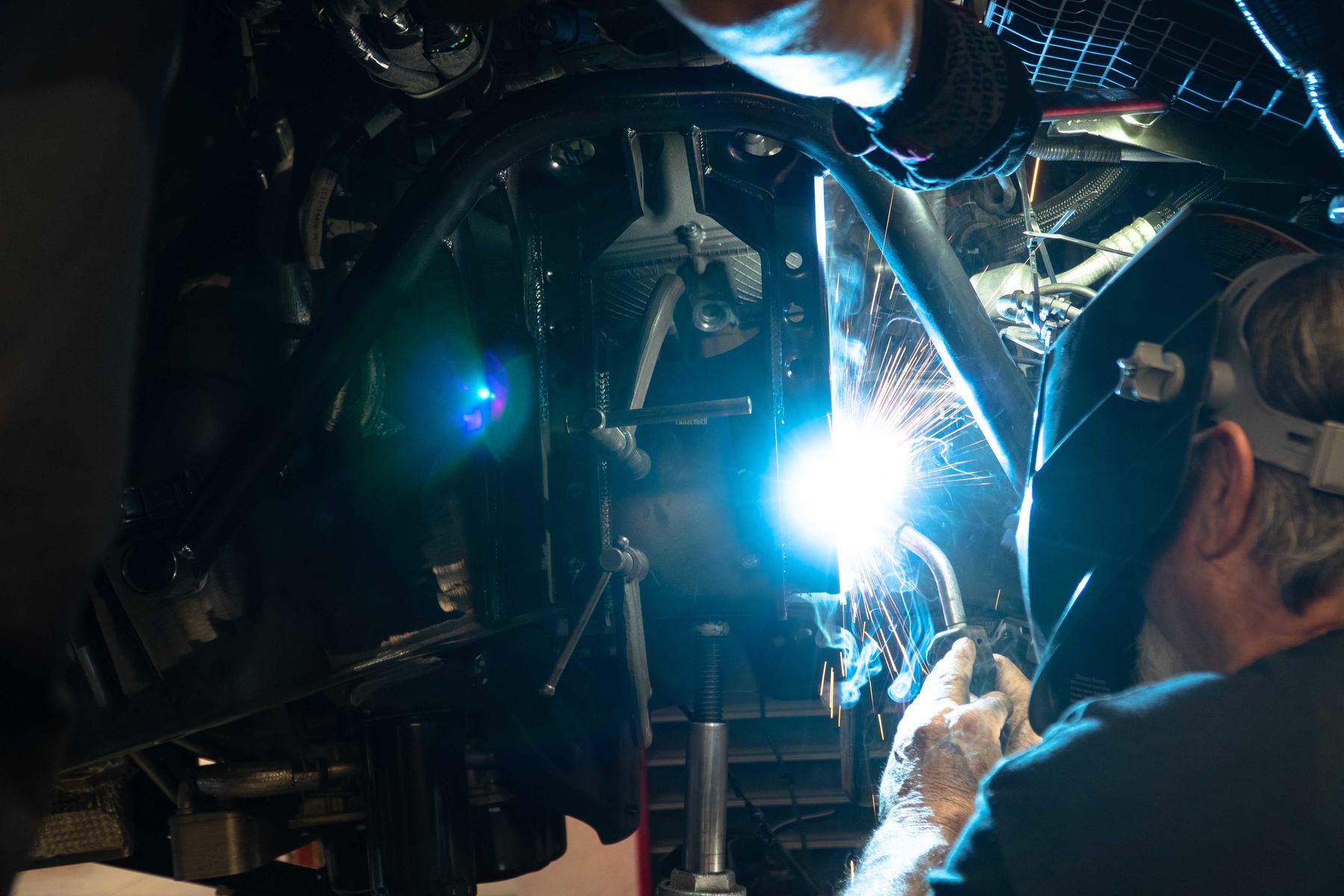 2020 Ford F-250 Super Duty | 2020 Ford F-250 XLT SRW Crew Cab 4x4 “Baja Forged” By LGE-CTS Motorsports - Frame welding
