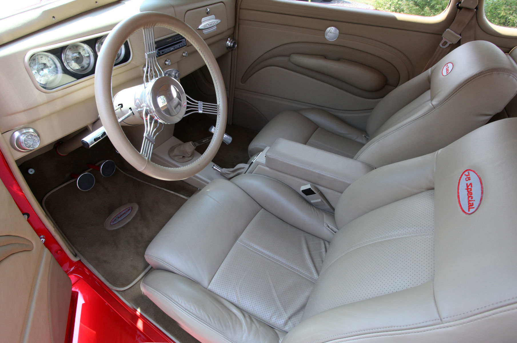 1938 Chevrolet Classic | 1938 Chevrolet Special Custom - Interior