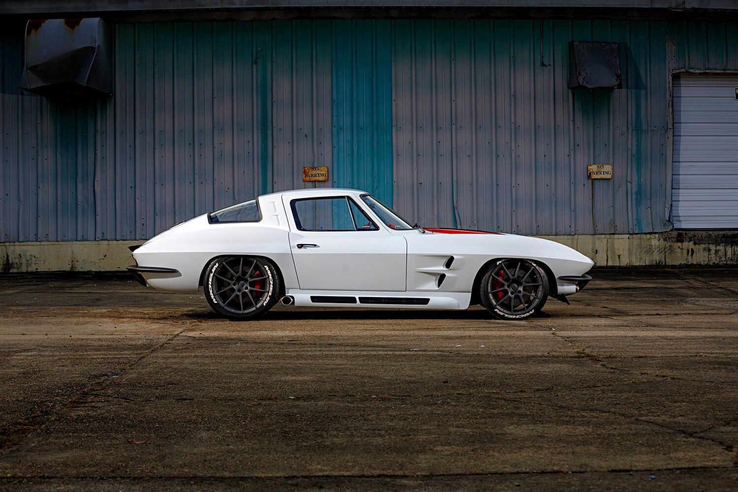 1964 Chevrolet Corvette Stingray | Steve Locklin’s 1964 Corvette Stingray on Forgeline One Piece Forged Monoblock GA1R Wheels