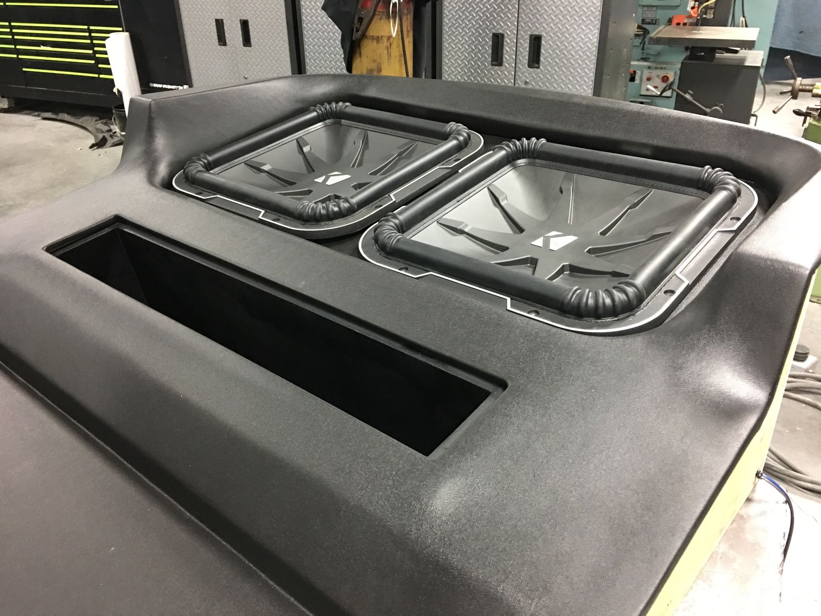 2018 Ford Mustang | 2018 Ford Mustang Fastback by DeBerti Design - Sound System FordSEMA