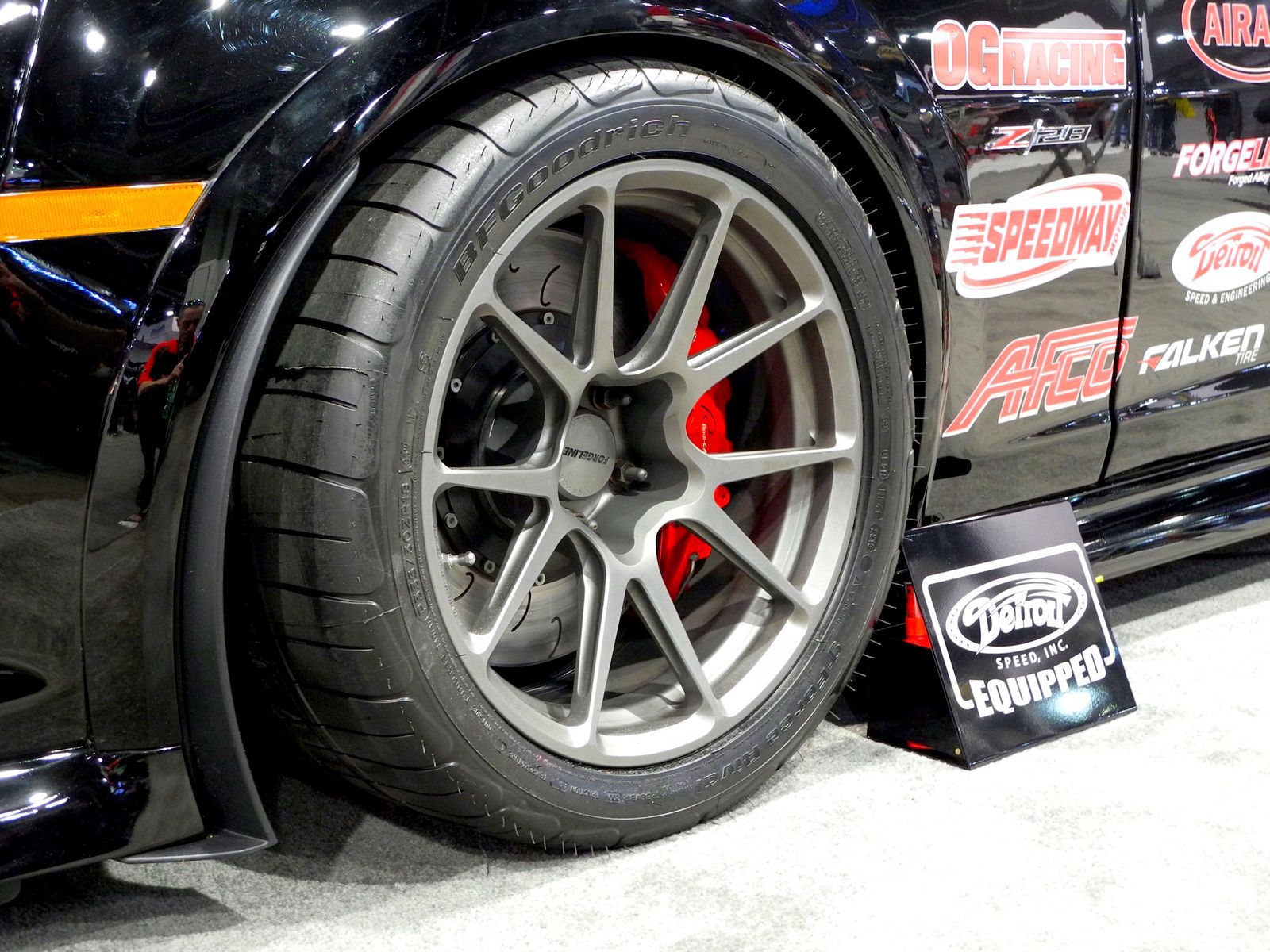 Ken Thwaits' Showtime Motorsports Camaro Z/28 on Forgeline Ken Thwaits' Showtime Motorsports Camaro Z/28 on Forgeline