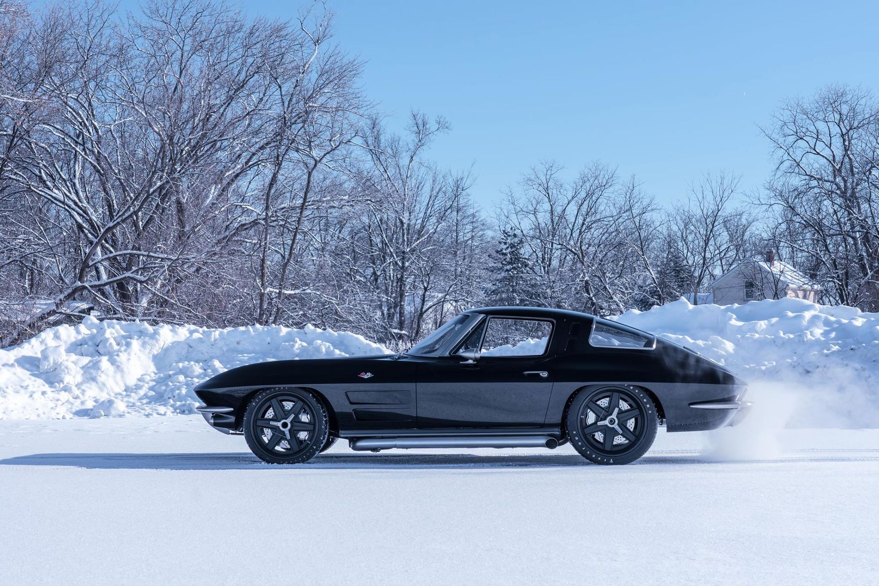 1963 Chevrolet Corvette | Mark’s Roadster Shop-Built ’63 Corvette on Forgeline RS6 Wheels