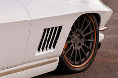 Sonny & Debbie Freeman's '67 Corvette Stingray on Forgeline MS3C Wheels