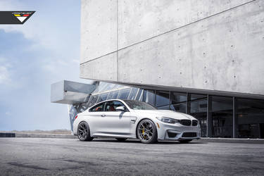 BMW F82 M4 With Vorsteiner EVO Aero And Flow Forged Wheels