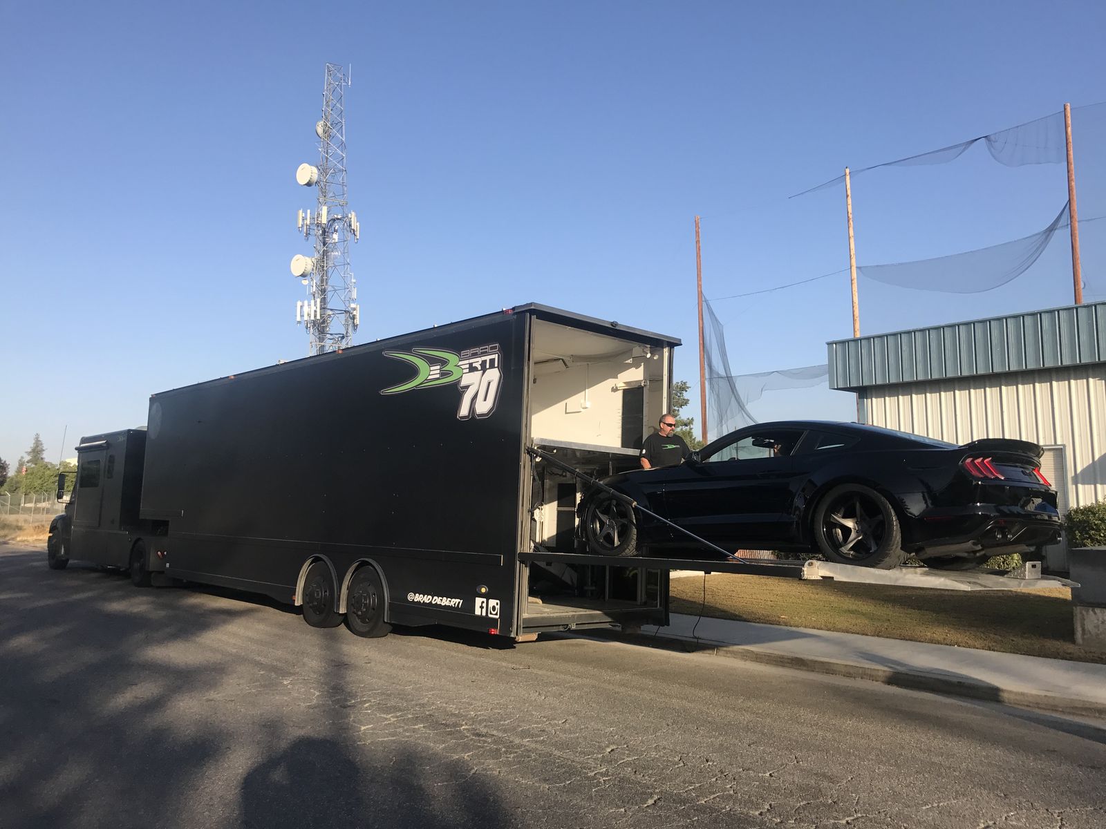 2018 Ford Mustang | 2018 Ford Mustang Fastback by DeBerti Design - Loading Up FordSEMA