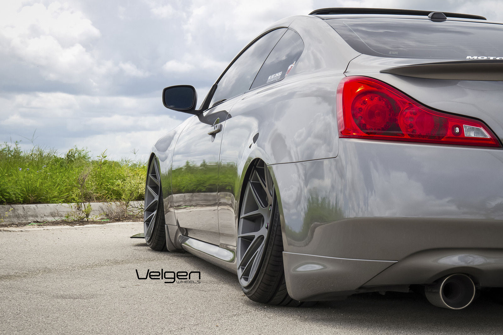 Infiniti G37 Coupe | Bagged Infiniti G37s on Velgen Wheels VMB7 - Fitment