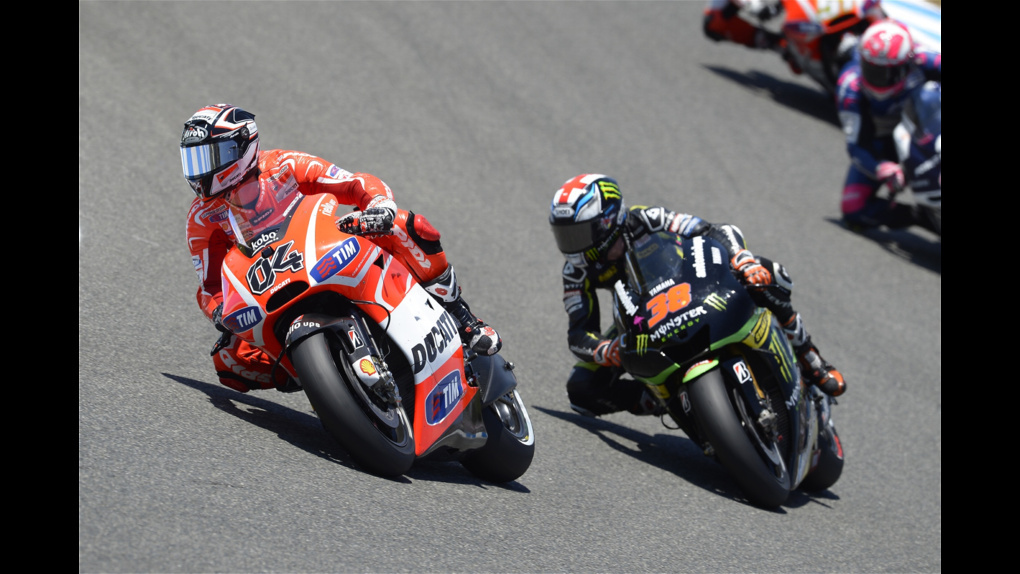 2013 Ducati  | 2013 MotoGP - Jerez - Dovizioso leads Bradley Smith