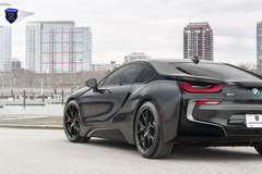 BMW i8 - Side Angle