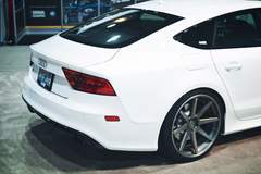 H&R 2014 Audi RS 7