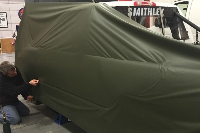 2015 Chevrolet Silverado 1500 | Wrapping a Race Truck- Step 1