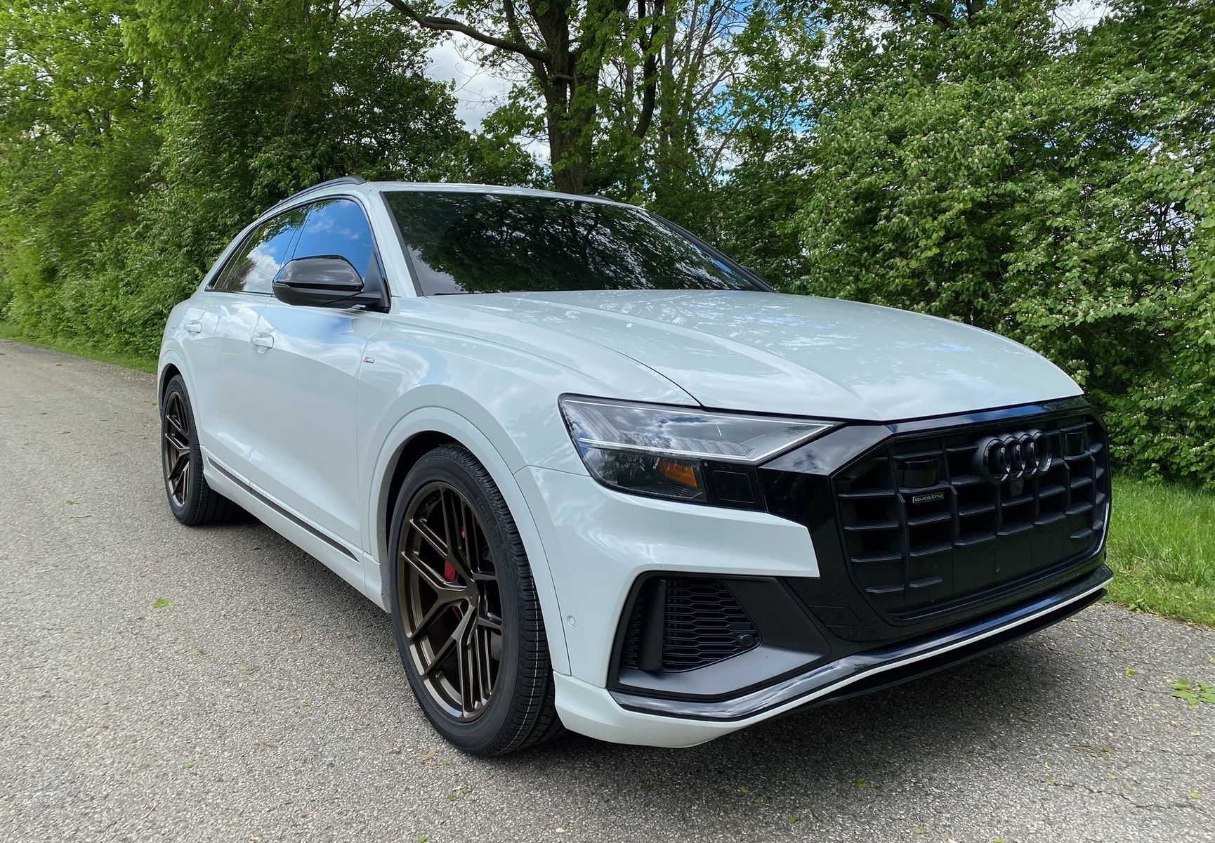 2021 Audi Q8 | Euro Classics-Tuned Audi Q8 on Forgeline One Piece Forged Monoblock VX1R Wheels