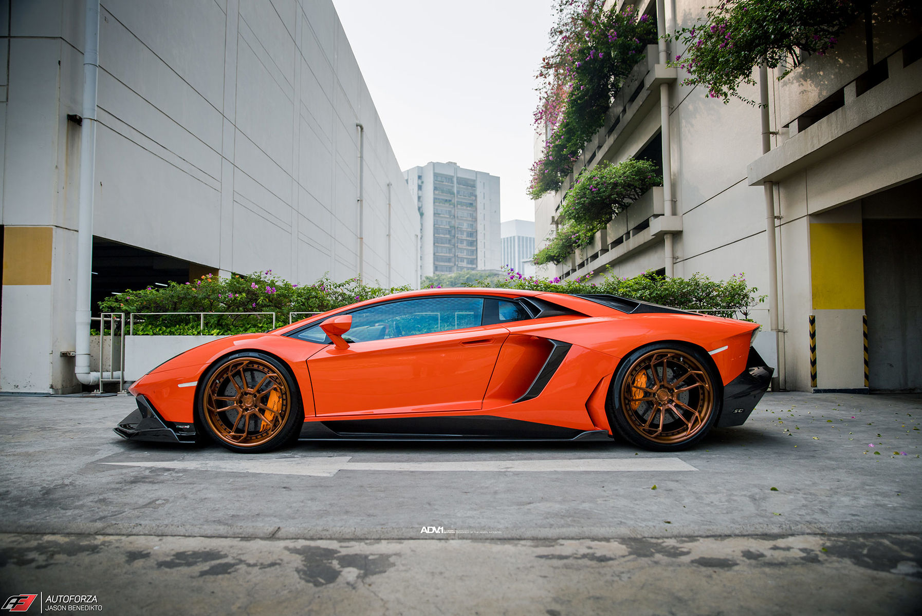 Lamborghini Aventador | Aracio Argos Orange Lamborghini Aventador LP700-4 - ADV.1 ADV5.3 Track Spec CS Series Wheels