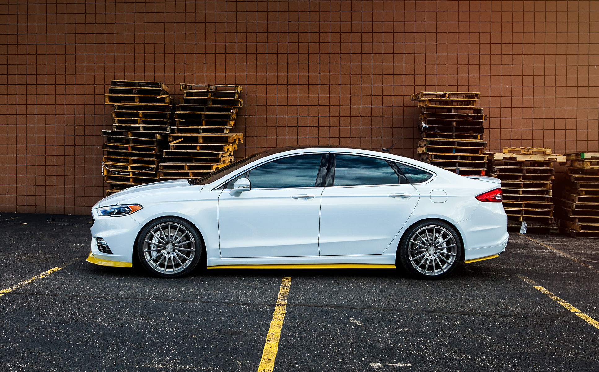2017 Ford Fusion | 2017 Ford Fusion Sport - Side View