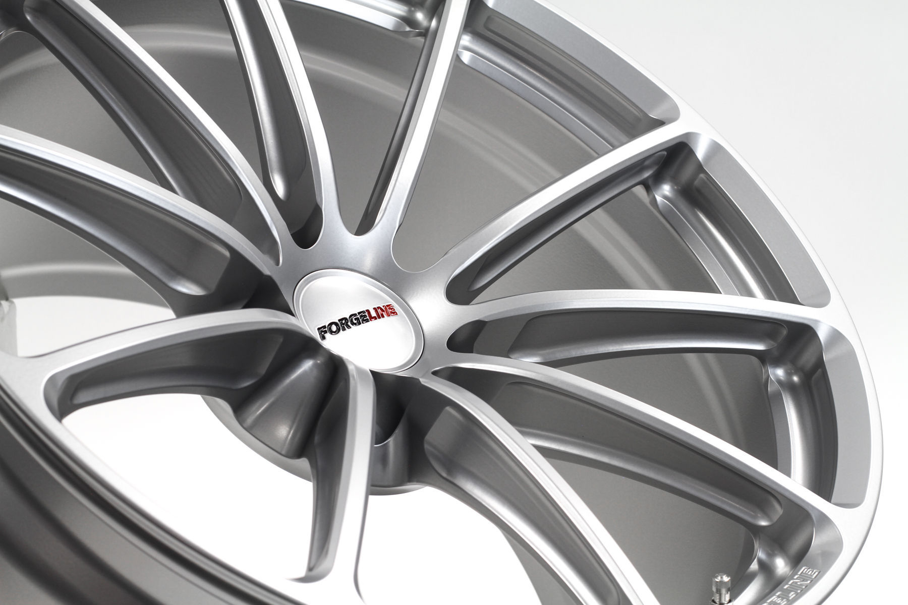 | Forgeline One Piece Forged Monoblock GT1 5-Lug in Satin Hyper Silver