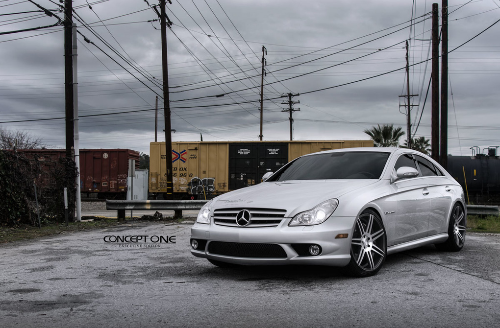 2011 Mercedes-Benz CL-Class | 2011 Mercedes-Benz CLS55 on Concept One CSM7's