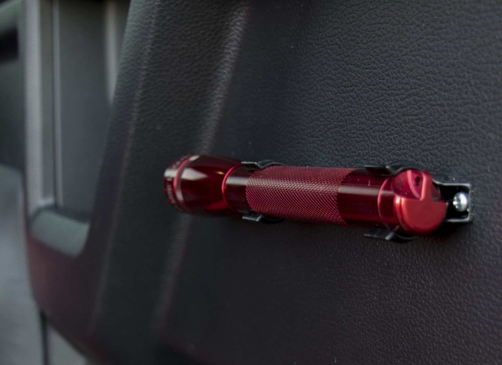 2018 Ford F-150 | 2018 Ford F-150 4x4 XLT SuperCrew by A.R.E. Accessories - Flashlight FordSEMA