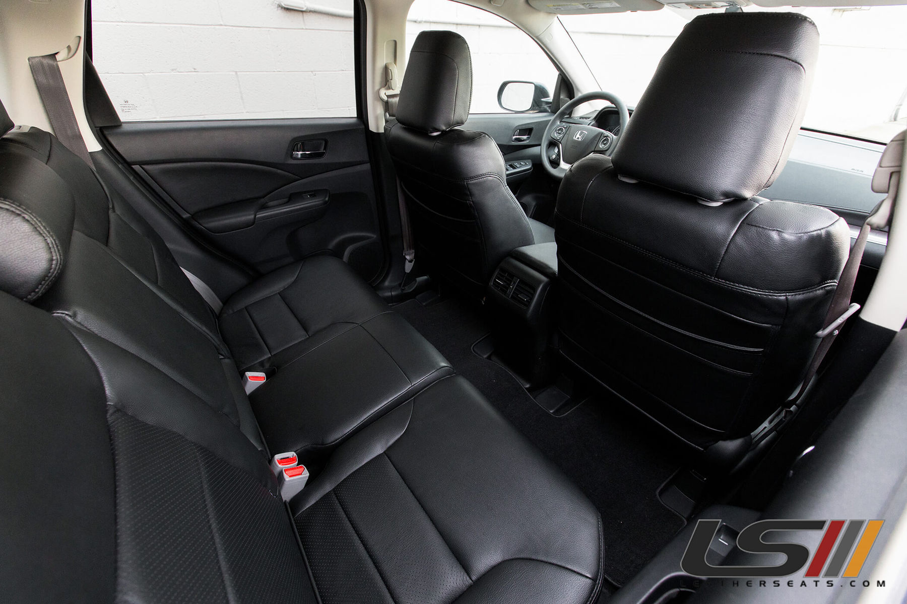 2015 Honda CR-V | 2015 Honda CR-V Interior By LeatherSeats.com