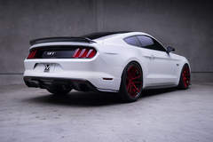 2015 Motoroso Ford Mustang GT Rear Low 3/4