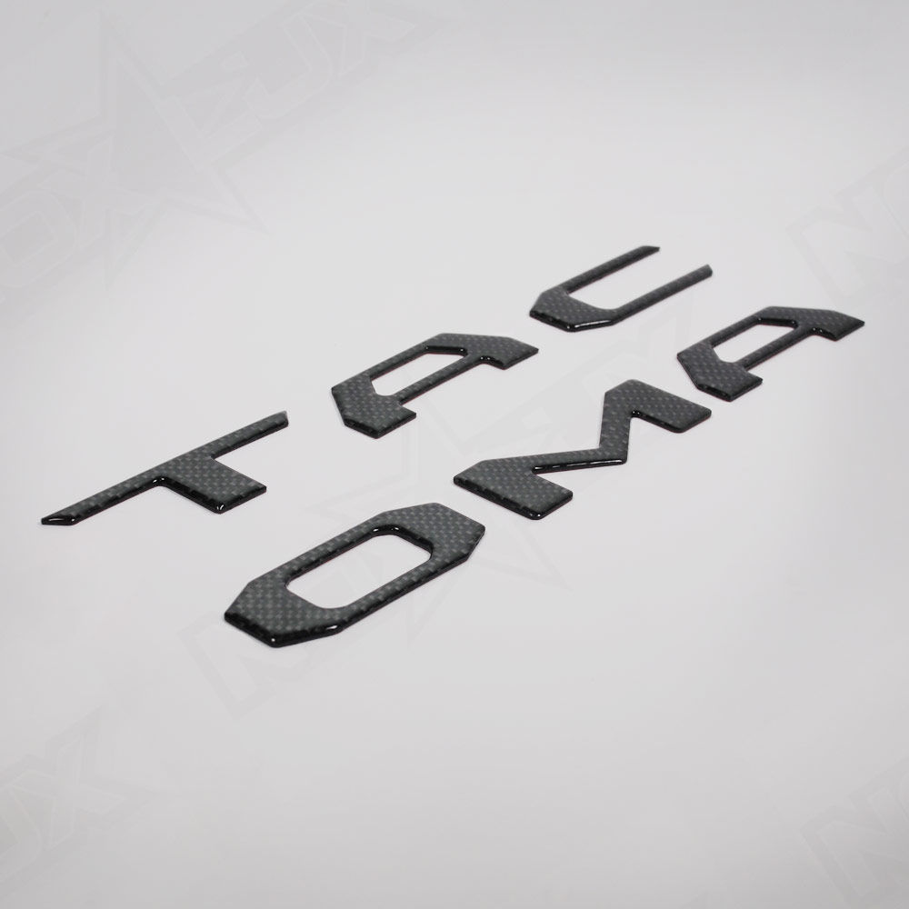 2016 Toyota Tacoma | 2016 Toyota Tacoma Tailgate Insert - Raw Carbon Fiber