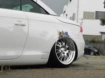 '10 VW Eos on Klutch SL14's