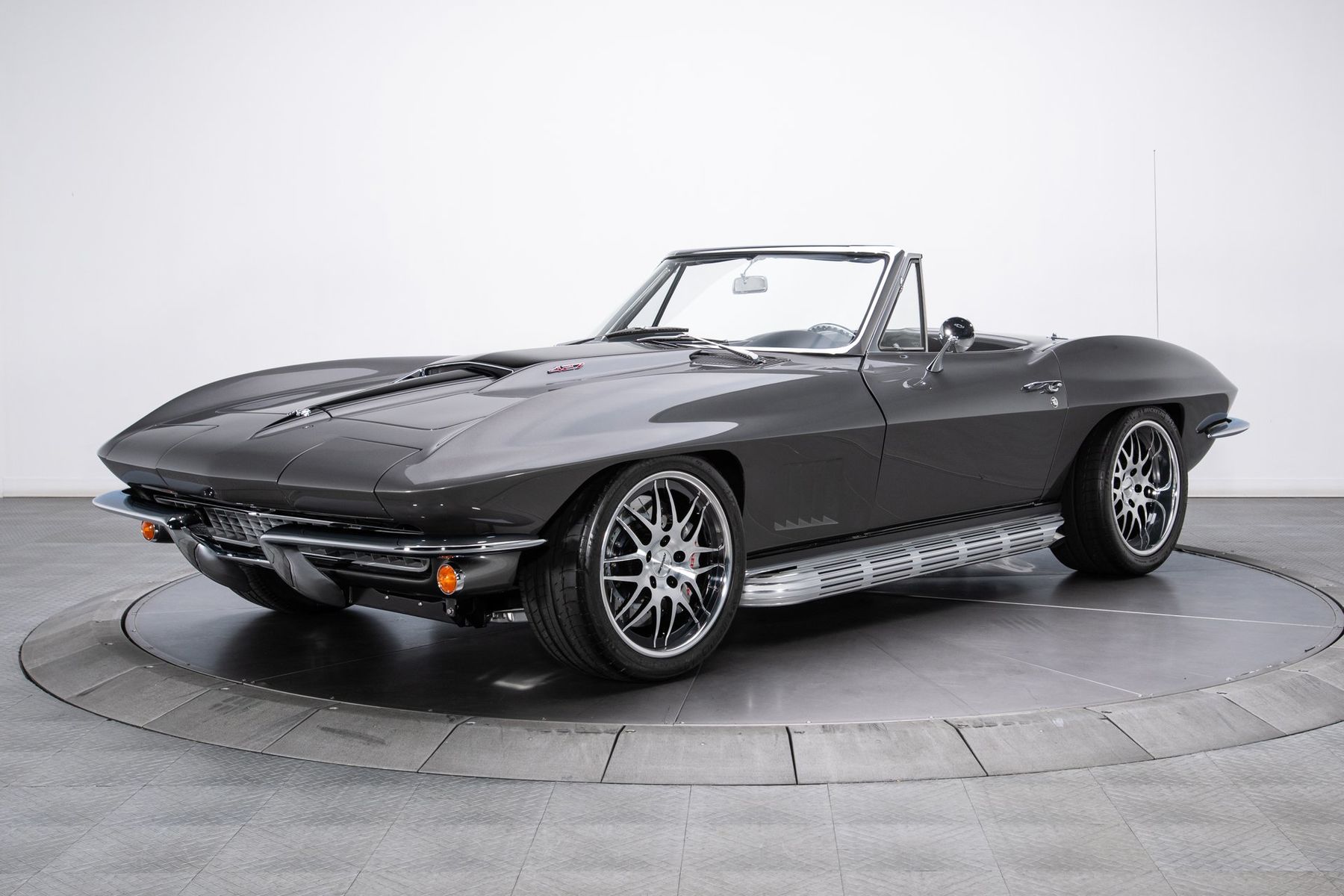 1967 Chevrolet Corvette | Steve’s Schwartz Performance-Built 1967 Chevrolet Corvette on Forgeline DE3P Wheels