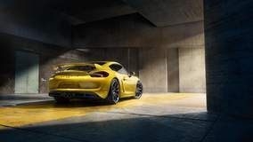 Porsche Cayman GT4