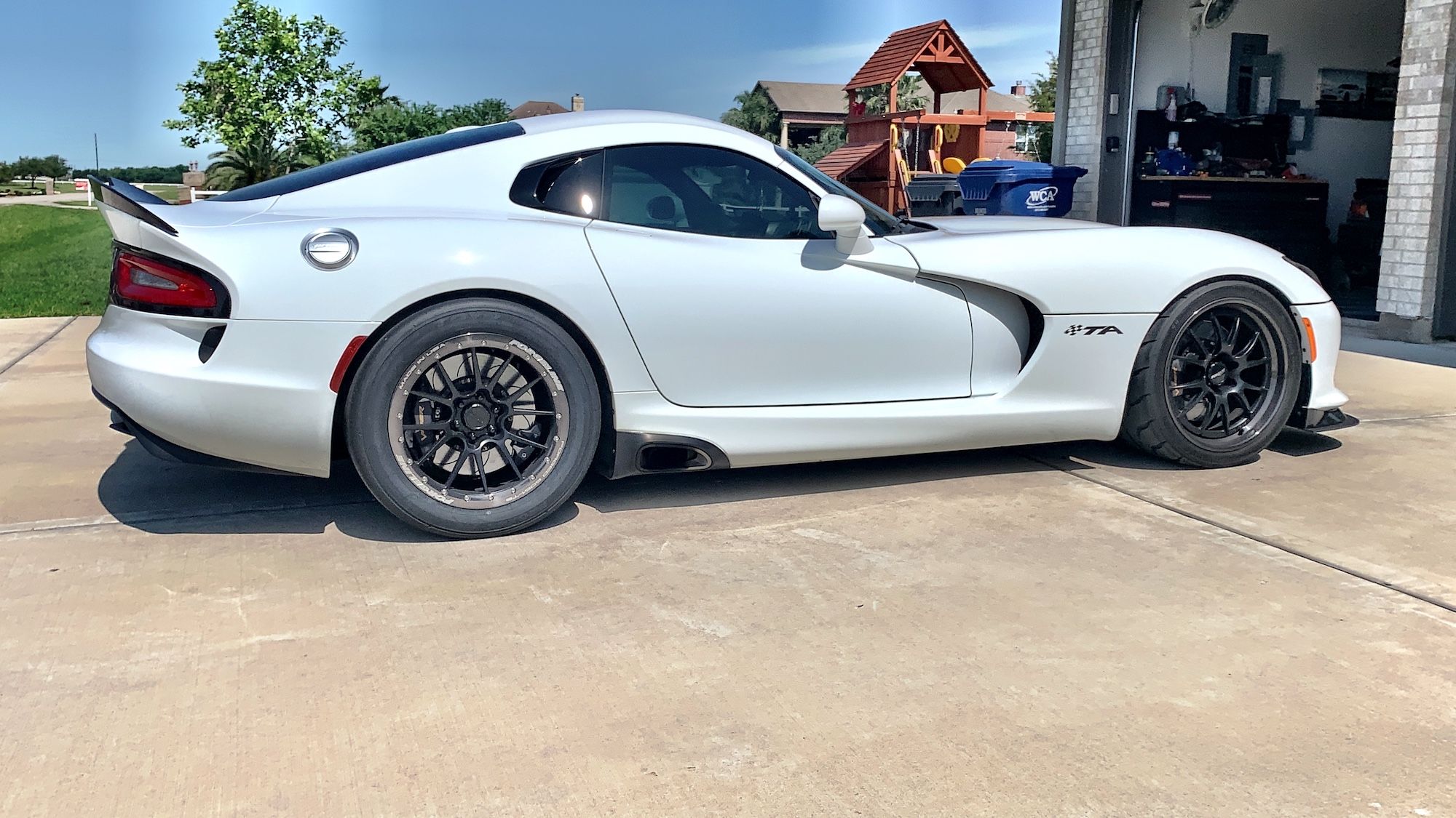 2017 Dodge Viper | Dai Nguyen’s 1600HP Nth Moto Twin Turbo Dodge Viper TA on Forgeline One Piece Forged Monoblock GS1R-6 Beadlock Wheels