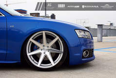 Blue Audi S5 - Wheel Gap
