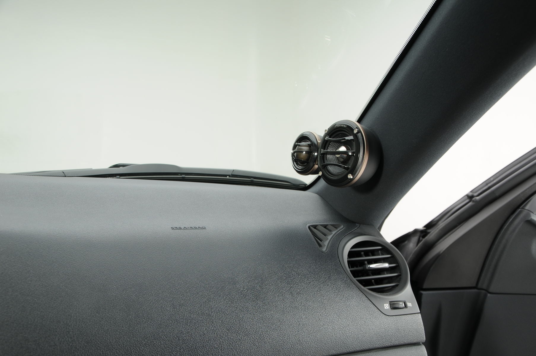    | Passenger Side Components 